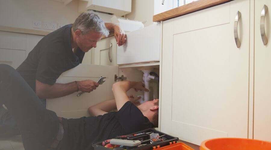 Professional burst pipe repair services in Mayflower, AR