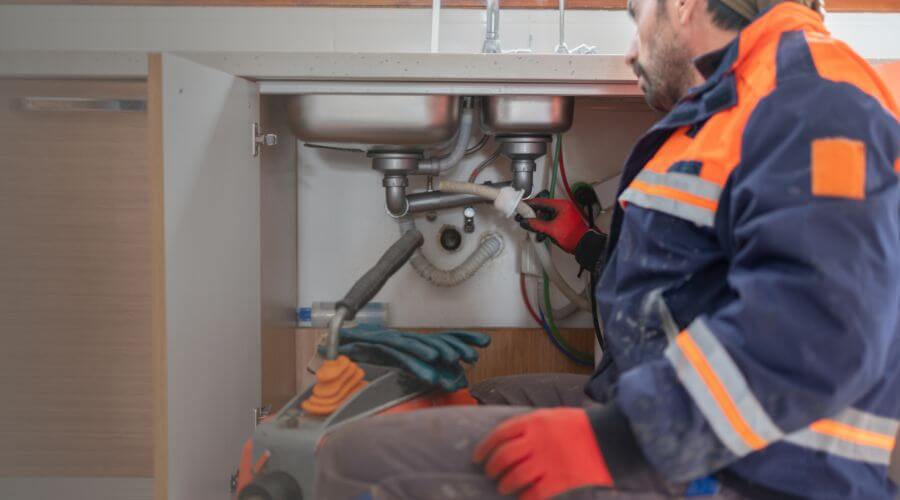 Expert burst pipe repair services in Mayflower, AR